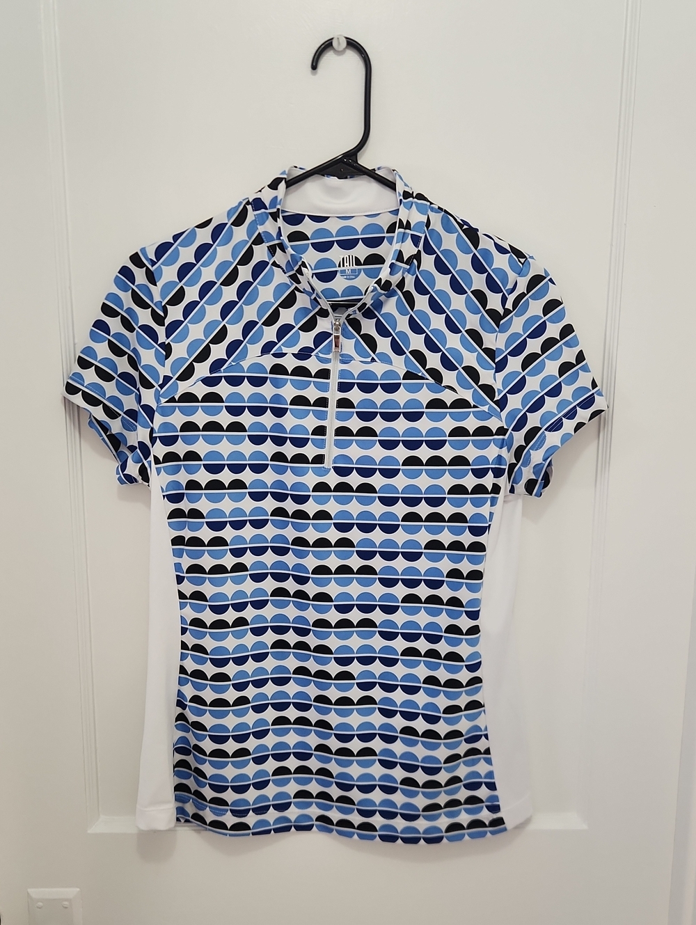 Tail Women's Short Sleeve Golf Top Size Medium